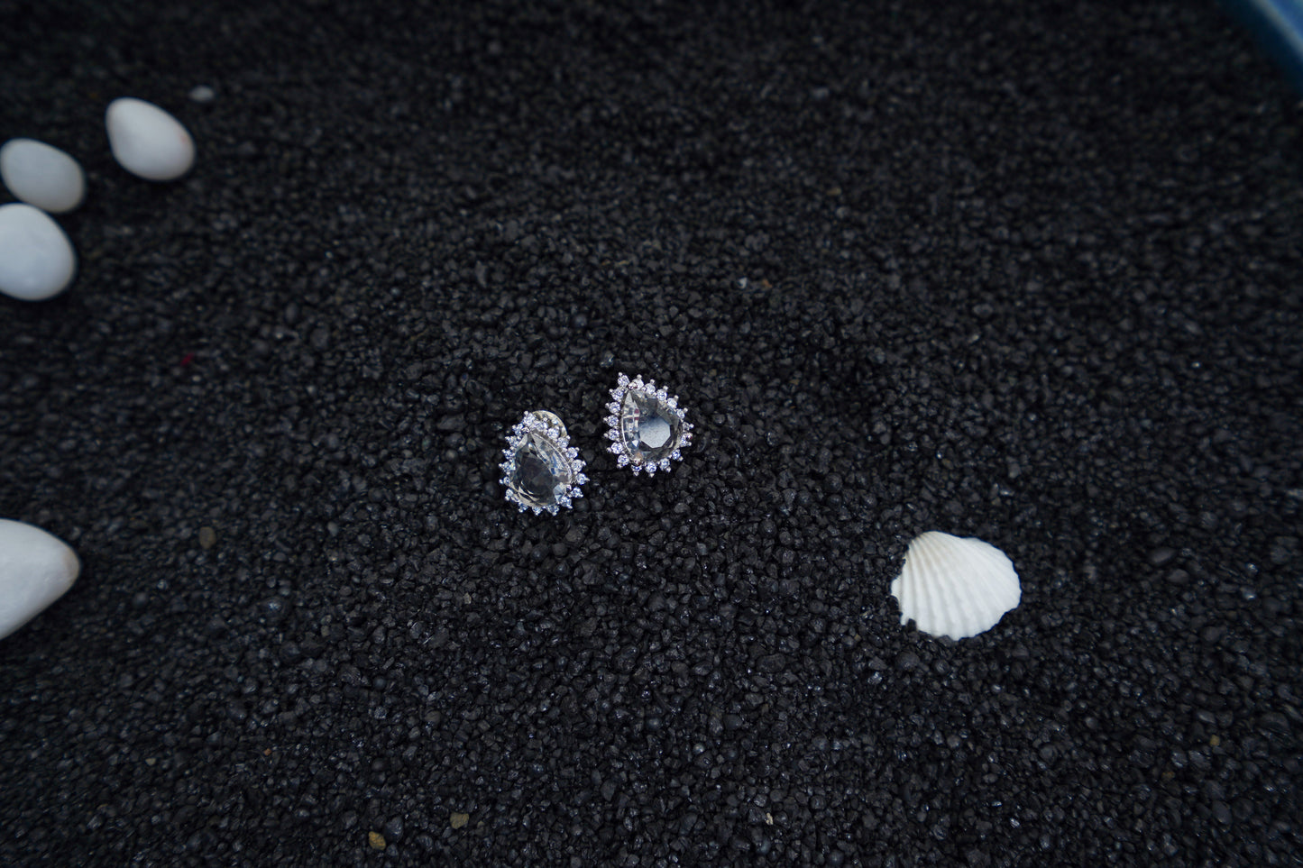 Aurelia American diamonds ear studs