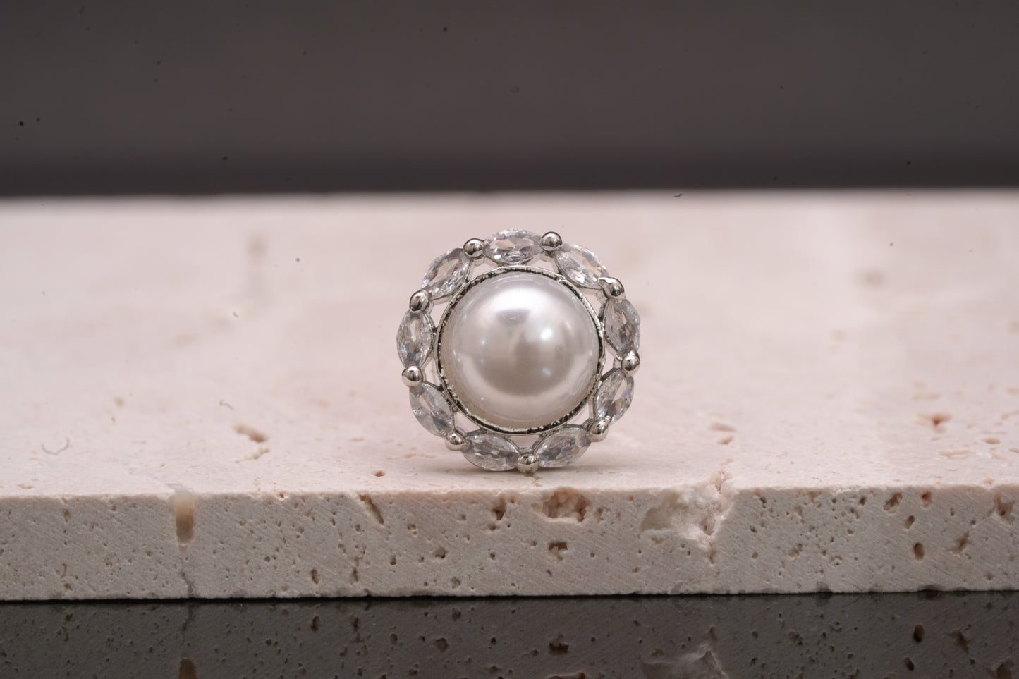 Beautiful round ear studs with pearl and real American diamond