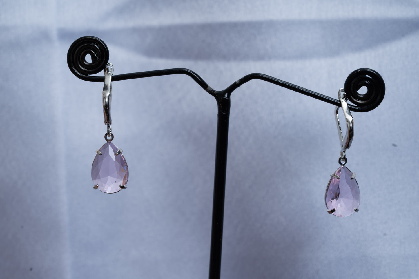 Marilynn pink danglers