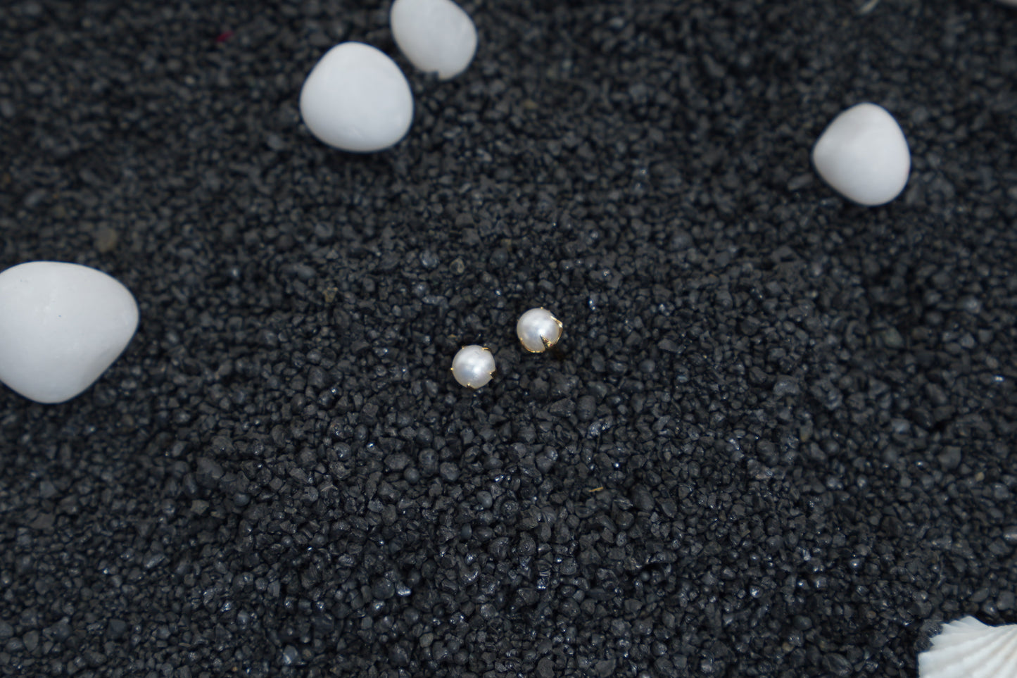 Velina Charm Pearl Studs
