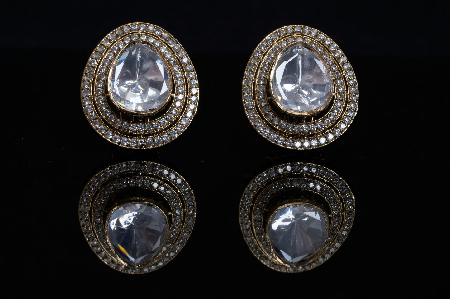 Anya moissanite ear studs