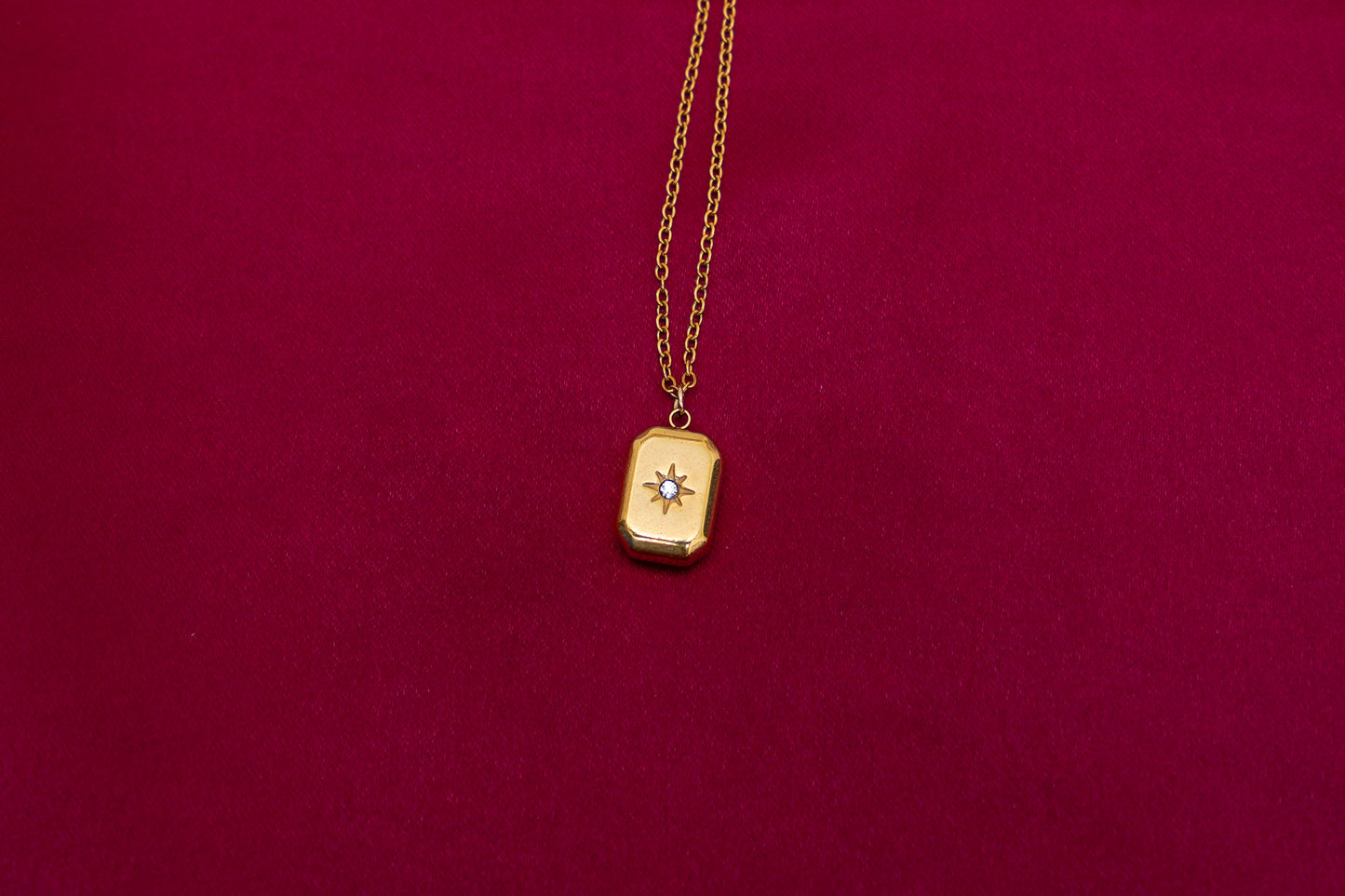 Aurelia Star gold finish anti-tarnish necklace