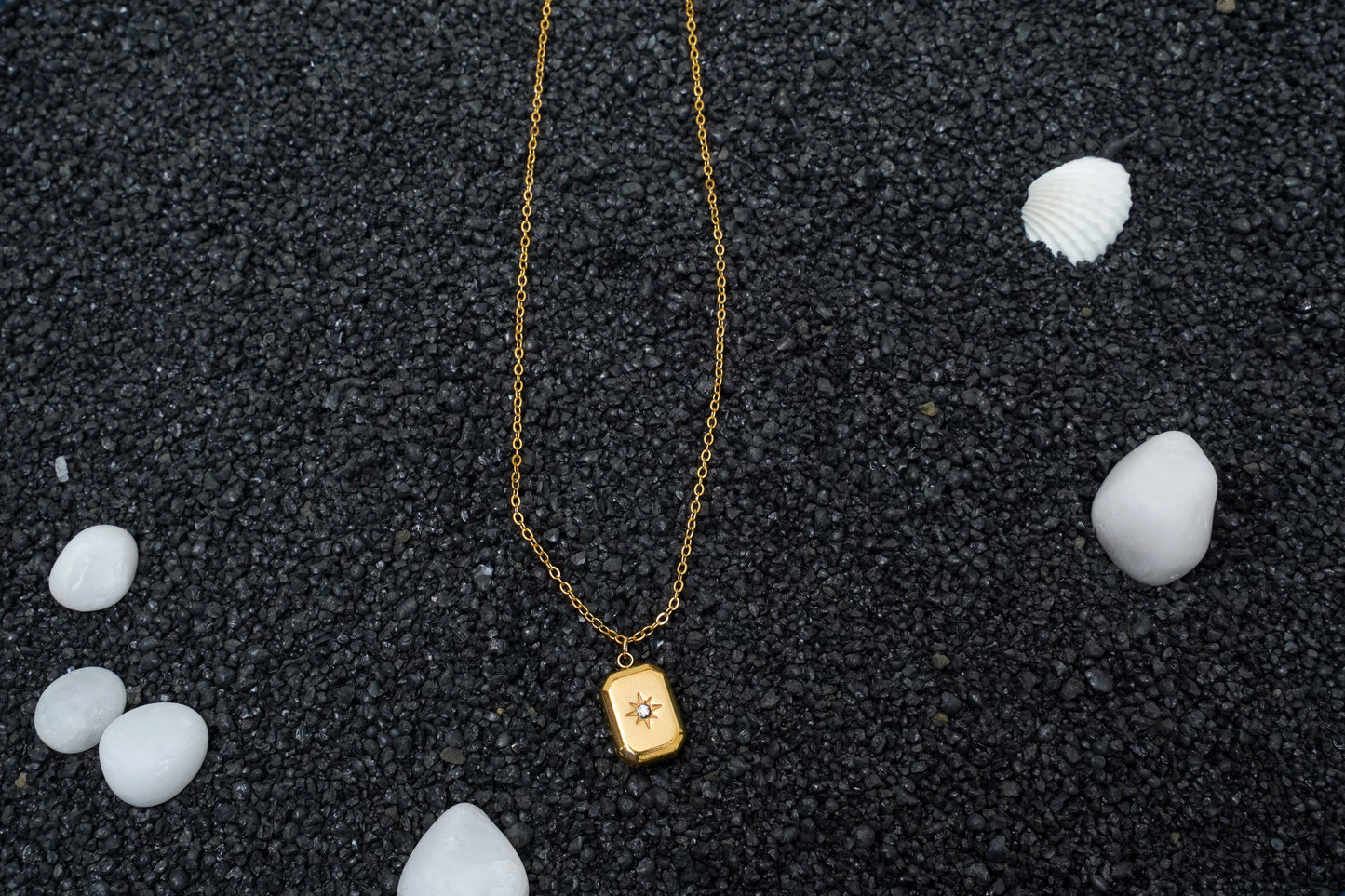 Aurelia Star gold finish anti-tarnish necklace
