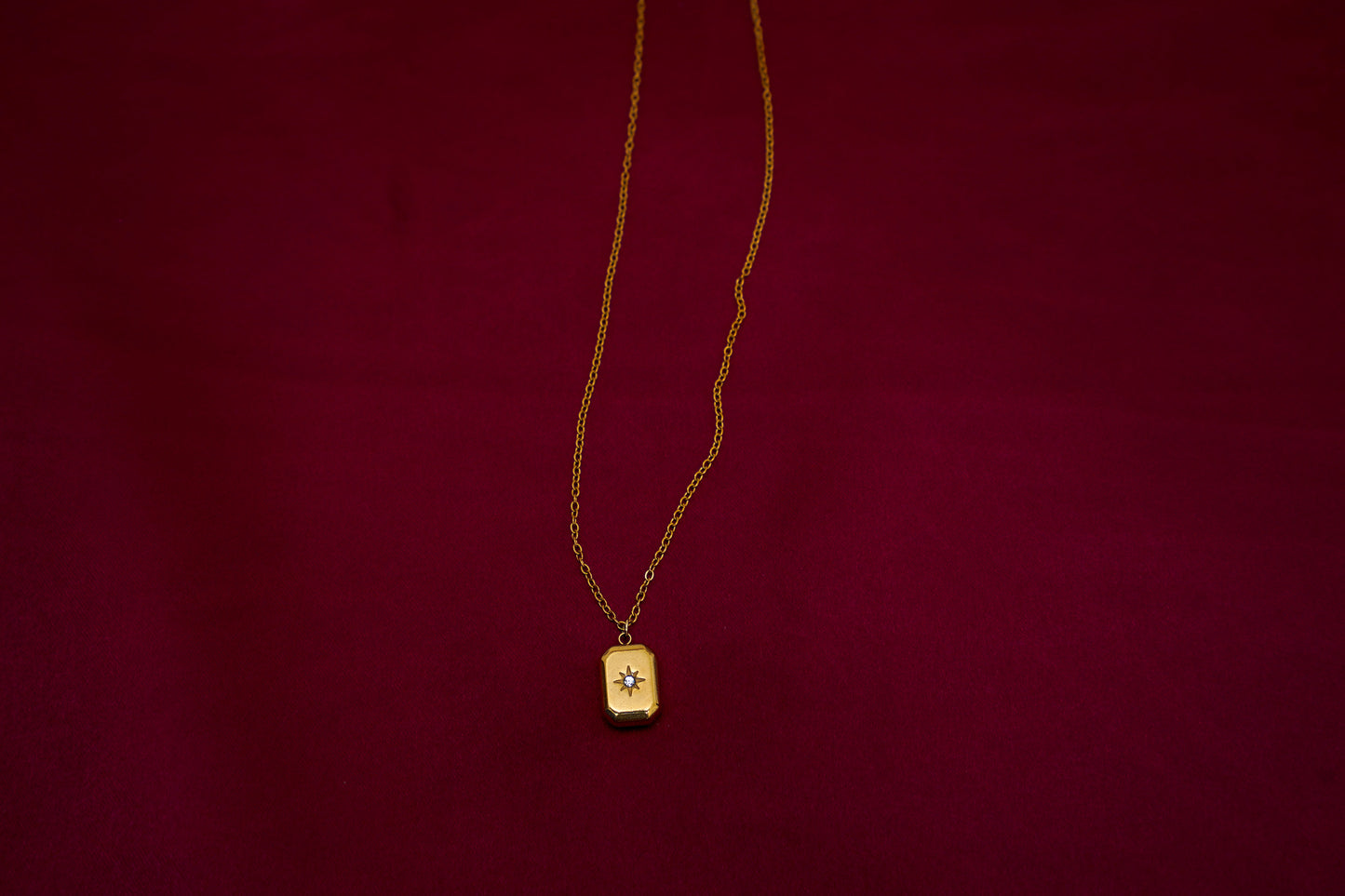 Aurelia Star gold finish anti-tarnish necklace