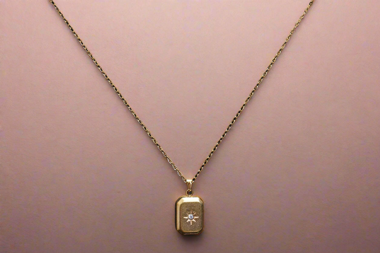Aurelia Star gold finish anti-tarnish necklace