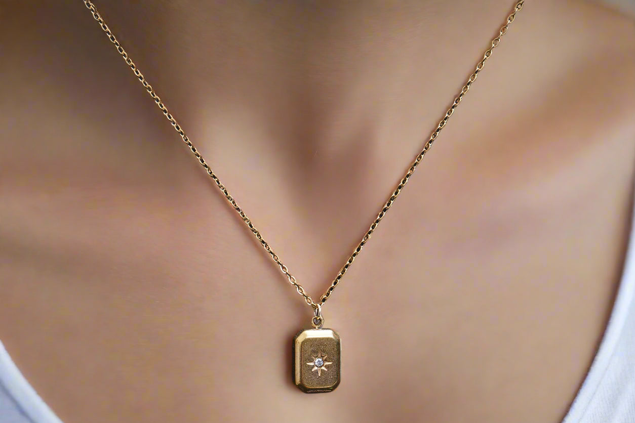 Aurelia Star gold finish anti-tarnish necklace
