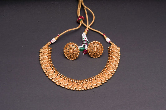 Beautiful, traditional Indian necklace set in gold finish