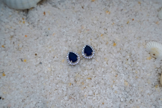 Blue Aurelia ear studs in silver finish