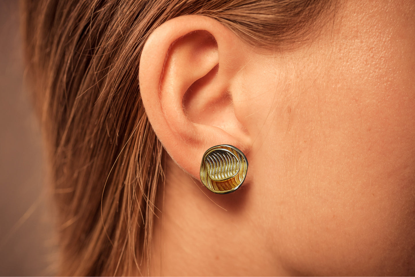 Candyra Dual Waves Ear Studs