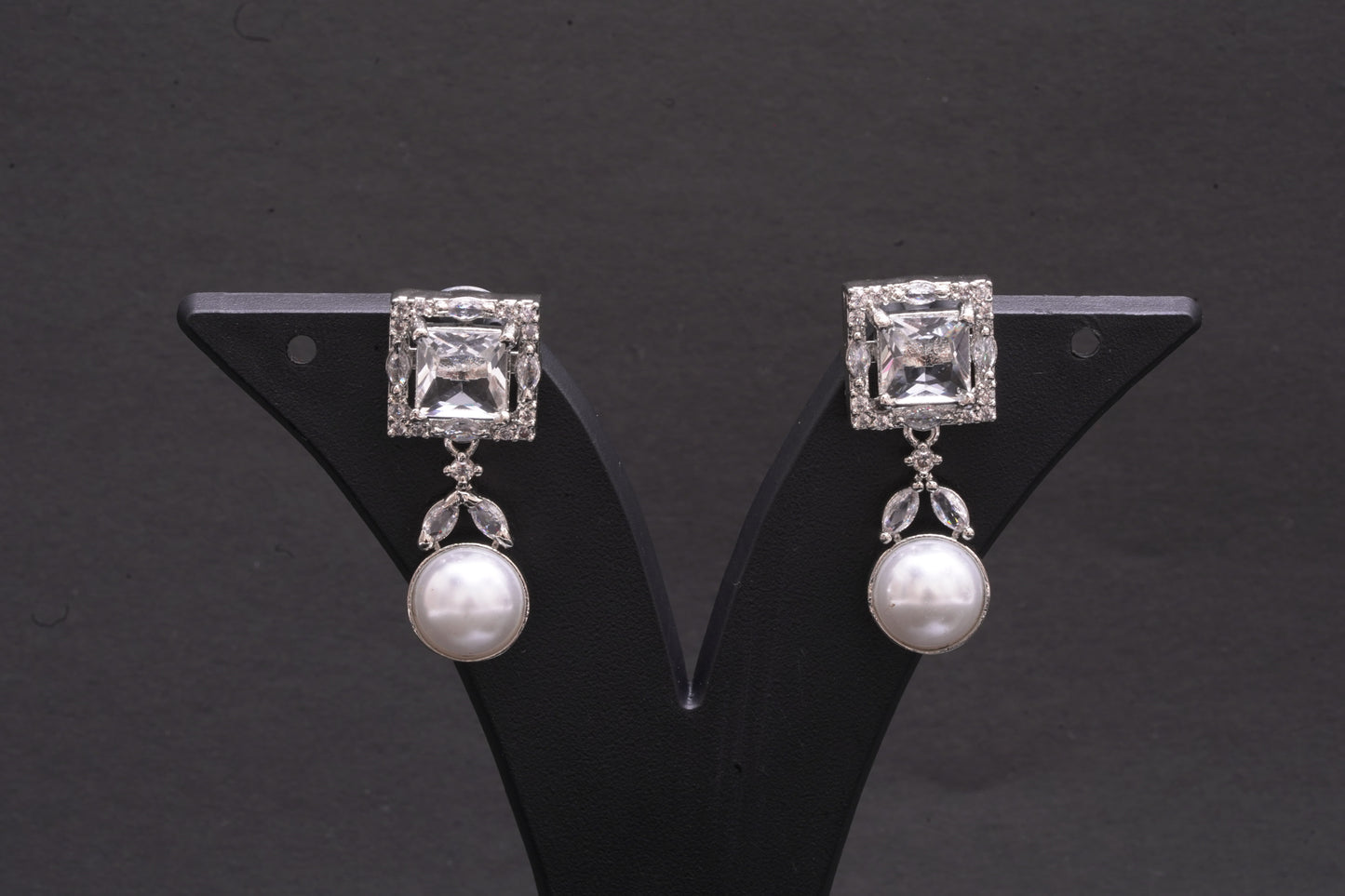 Chic real American diamond earrings with a gentle pearl drop