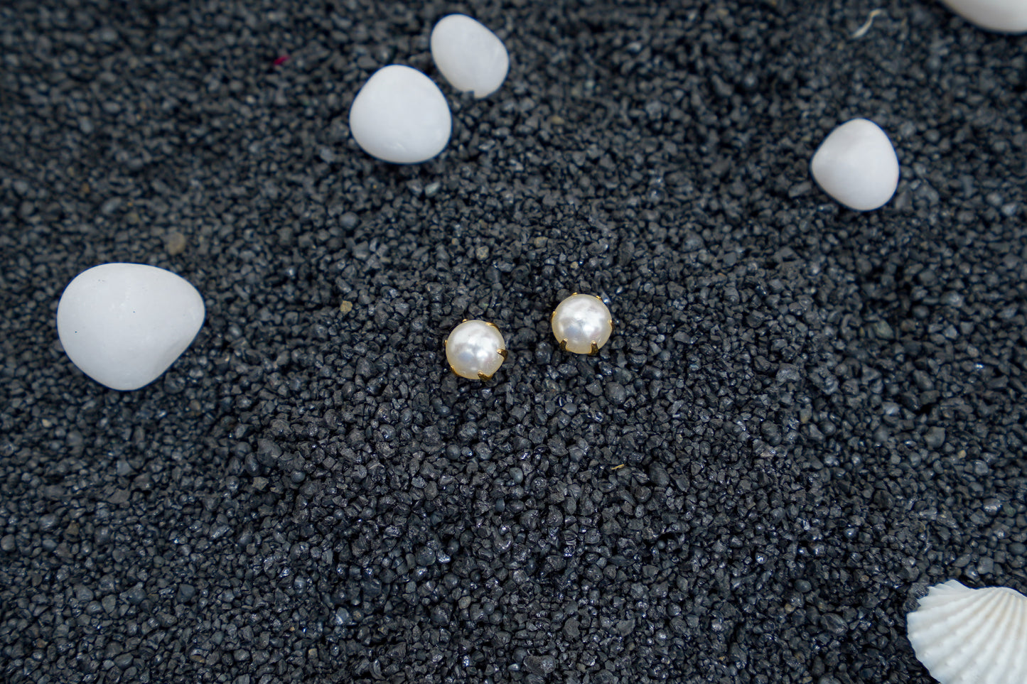 Kaia Pearl Studs