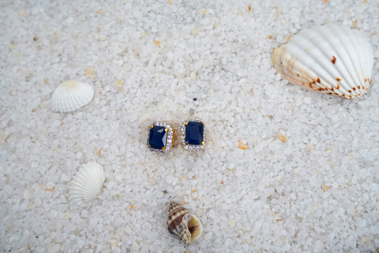 Luvia ear studs in blue
