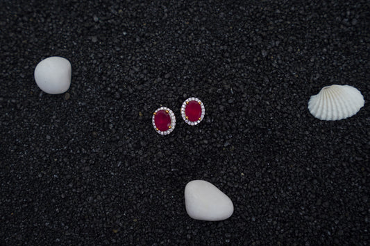 Orna ear studs in red