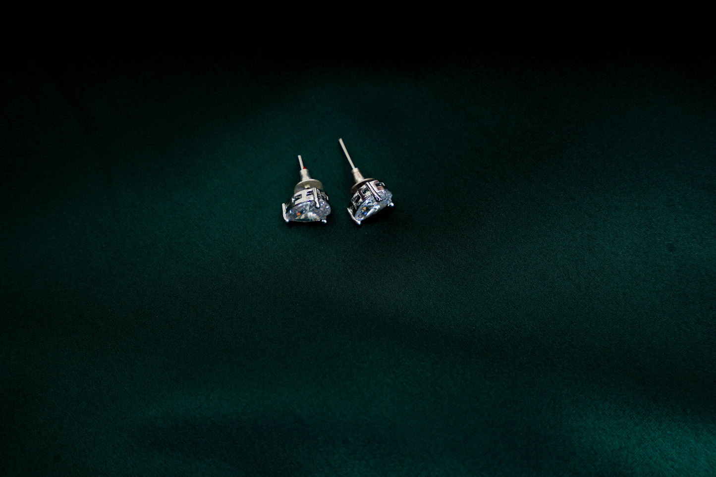 Samaira Tear Drop Ear Studs