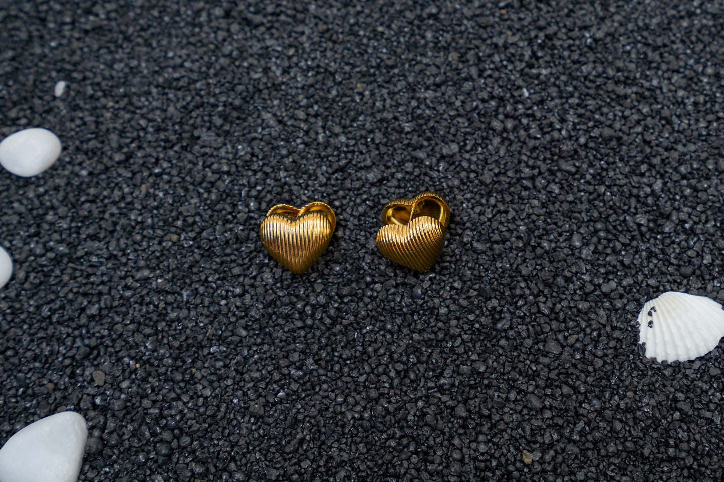 Soraya Heart Ear Studs