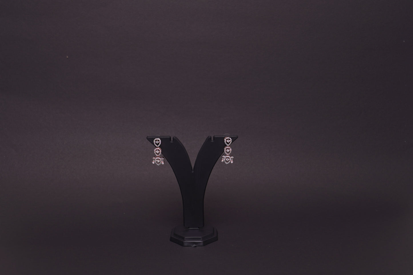 Tear drop earrings in American diamond in a rose gold finish